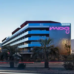 *** Hotel Moxy Francia